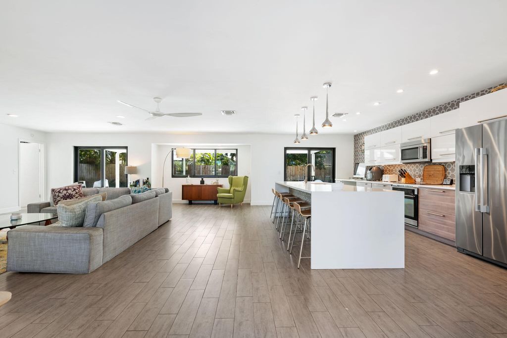 Photo of 1812 Juno Isles Boulevard, North Palm Beach, FL 33408 (MLS # R11159703)