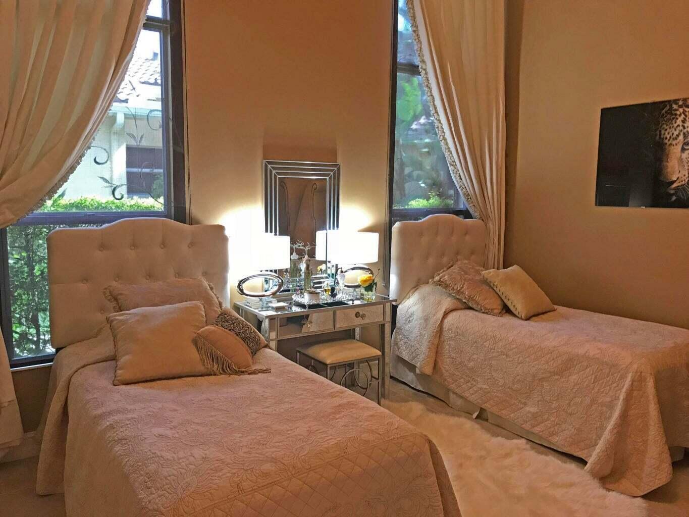 BALLENISLES PODS 20A AND 20B - Residential Lease