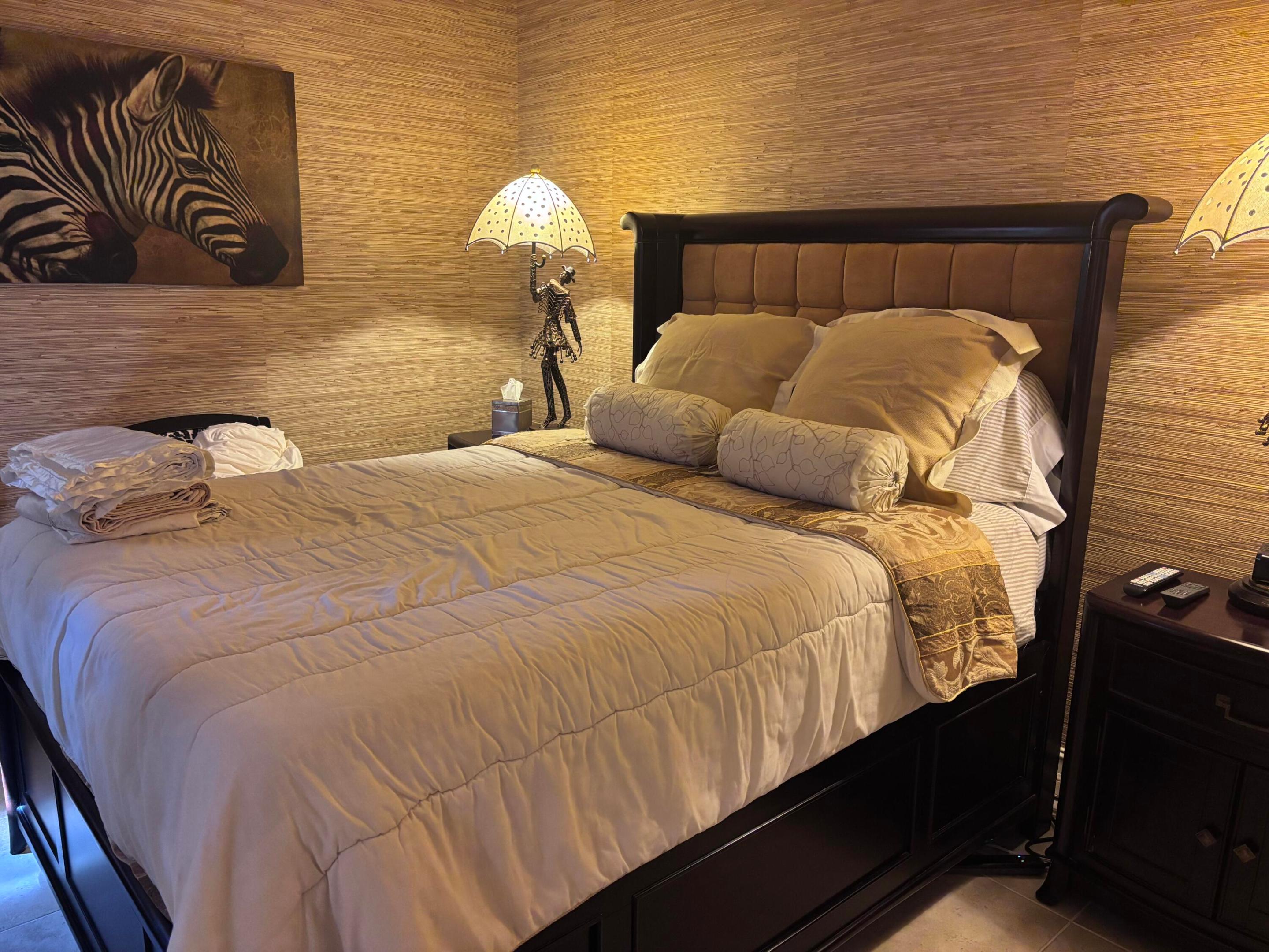 BALLENISLES PODS 20A AND 20B - Residential Lease