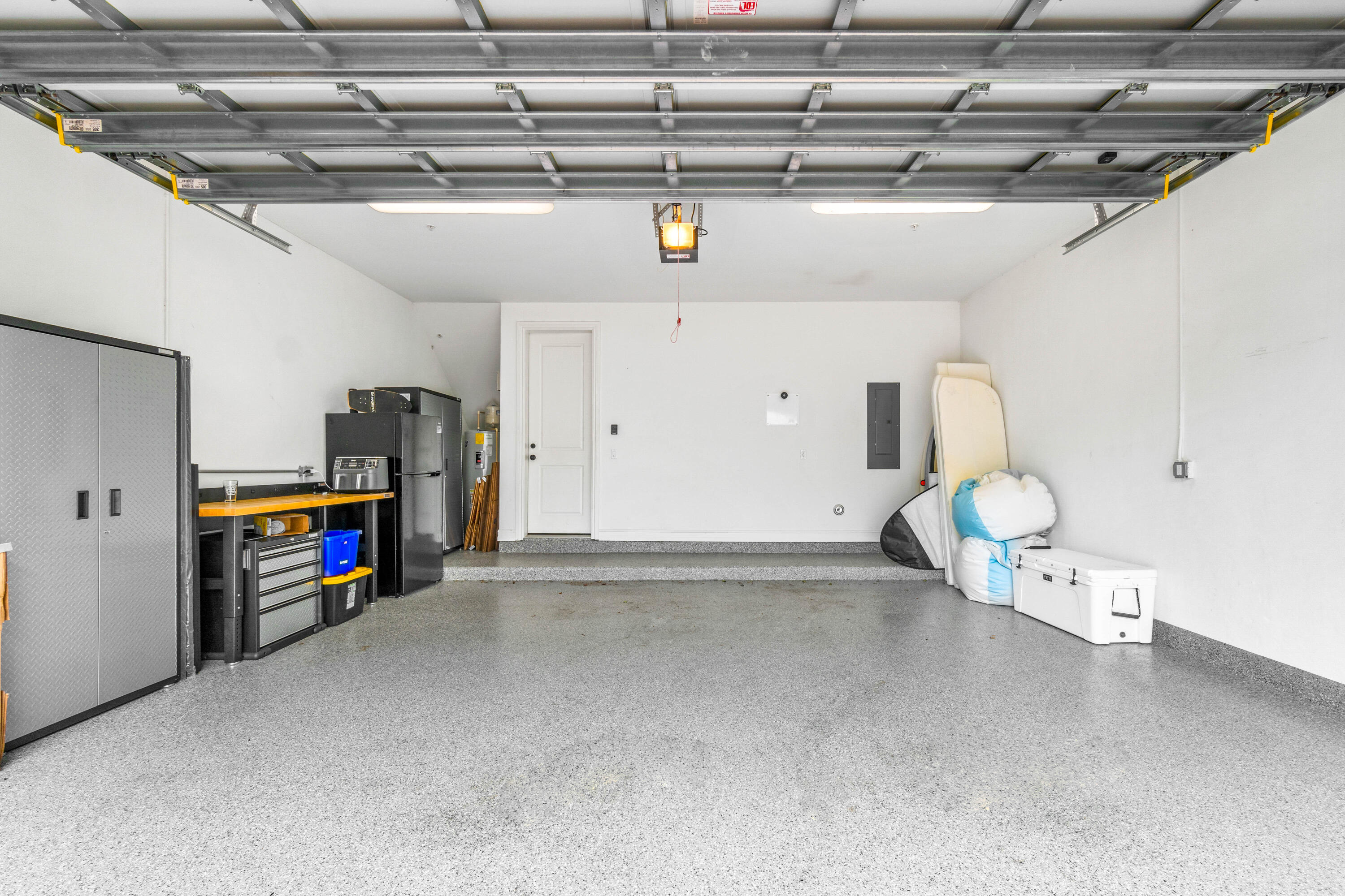 CANNERY ROW - Residential