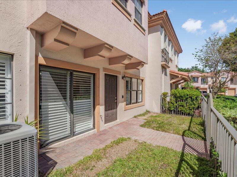 GRAND CYPRESS REPLAT - Residential