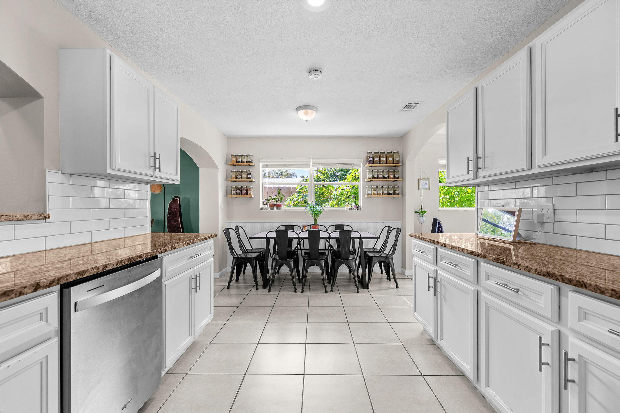 PALM BEACH SQUARE UNIT 4 - Residential