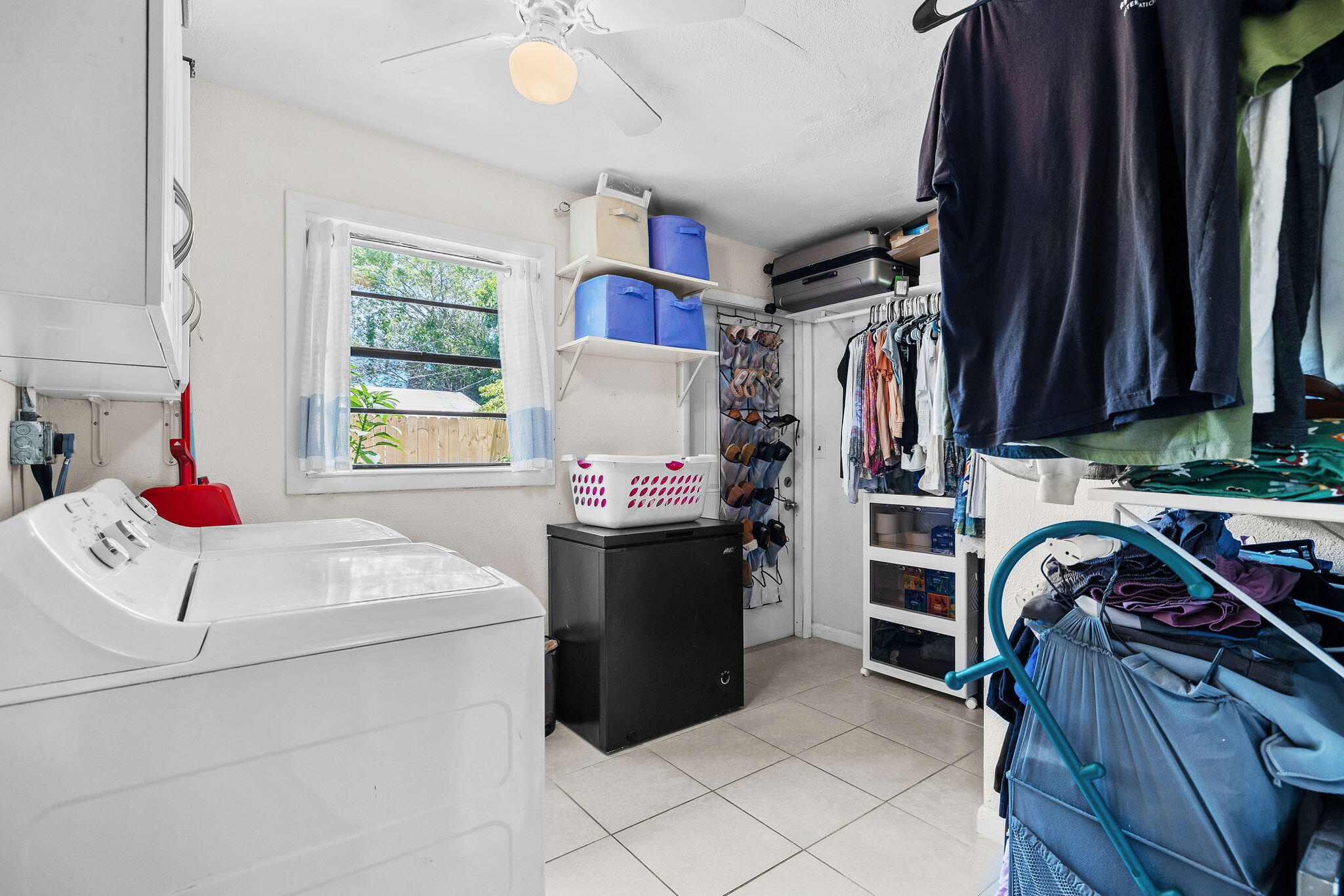 PALM BEACH SQUARE UNIT 4 - Residential