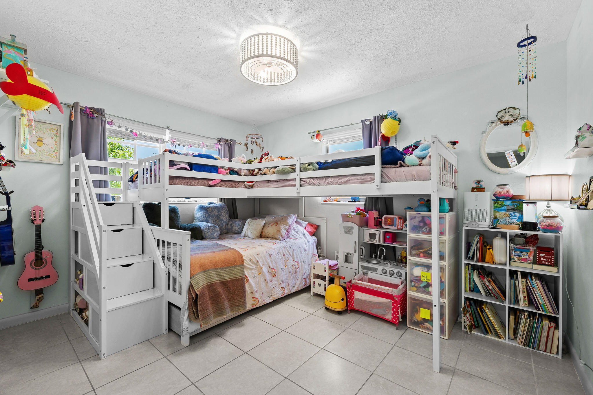 PALM BEACH SQUARE UNIT 4 - Residential