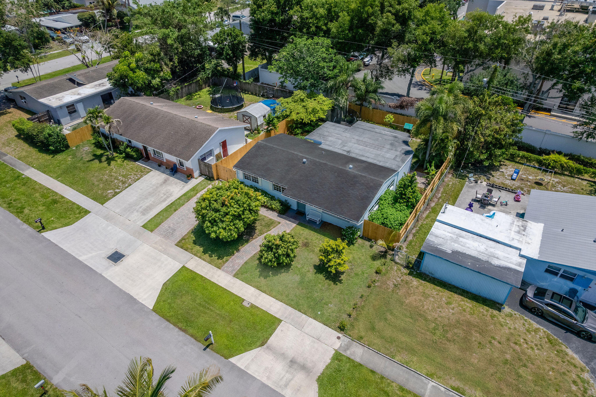 PALM BEACH SQUARE UNIT 4 - Residential