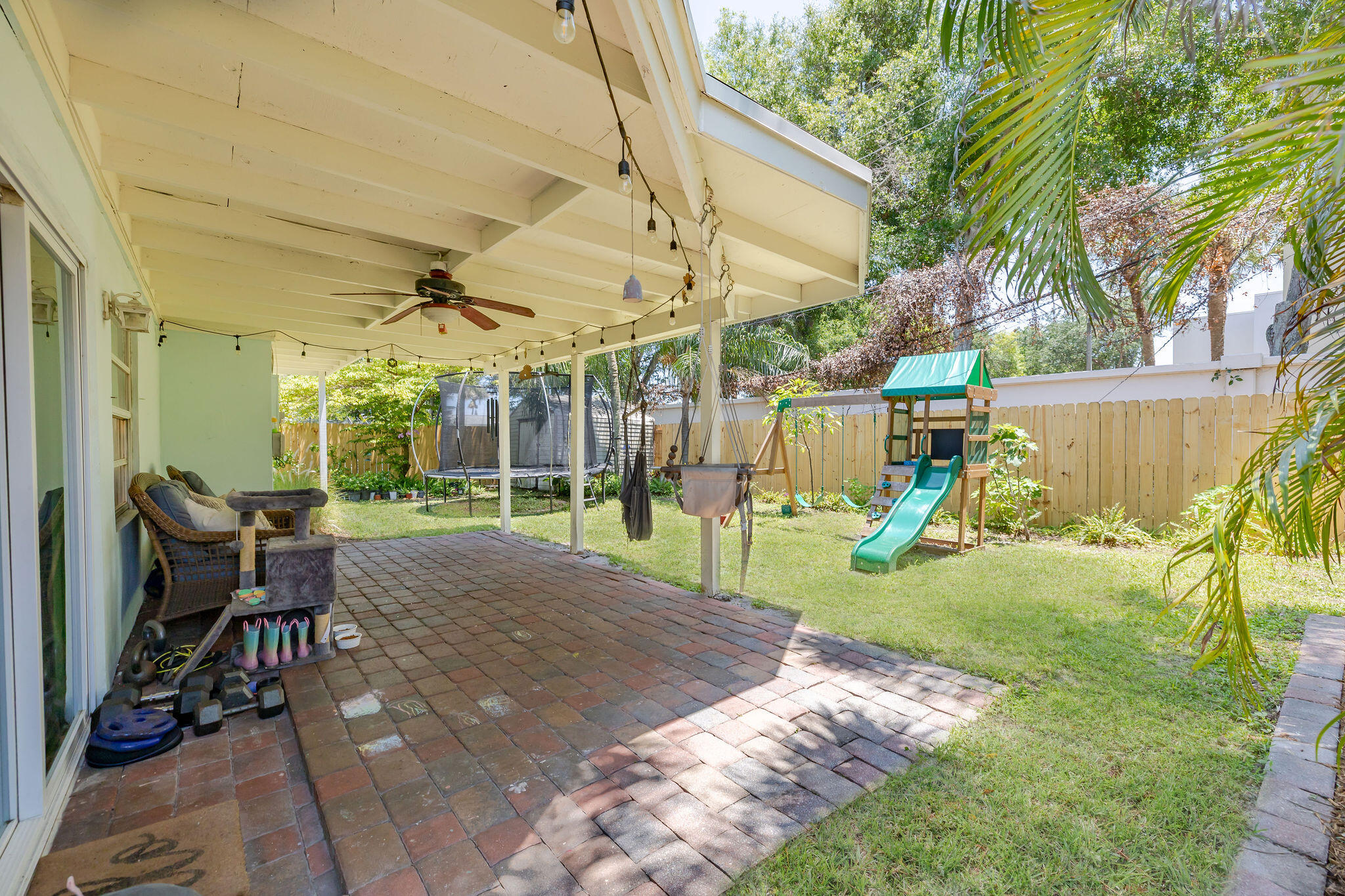 PALM BEACH SQUARE UNIT 4 - Residential