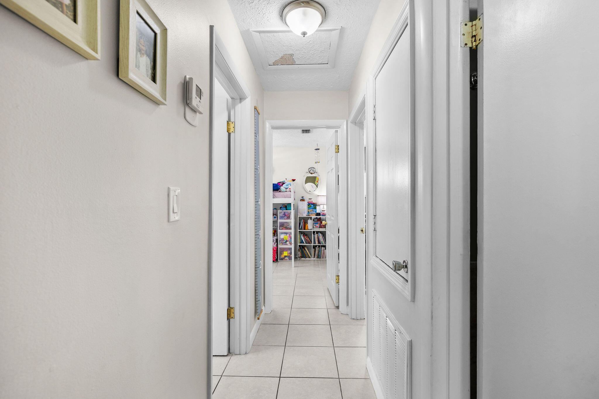 PALM BEACH SQUARE UNIT 4 - Residential