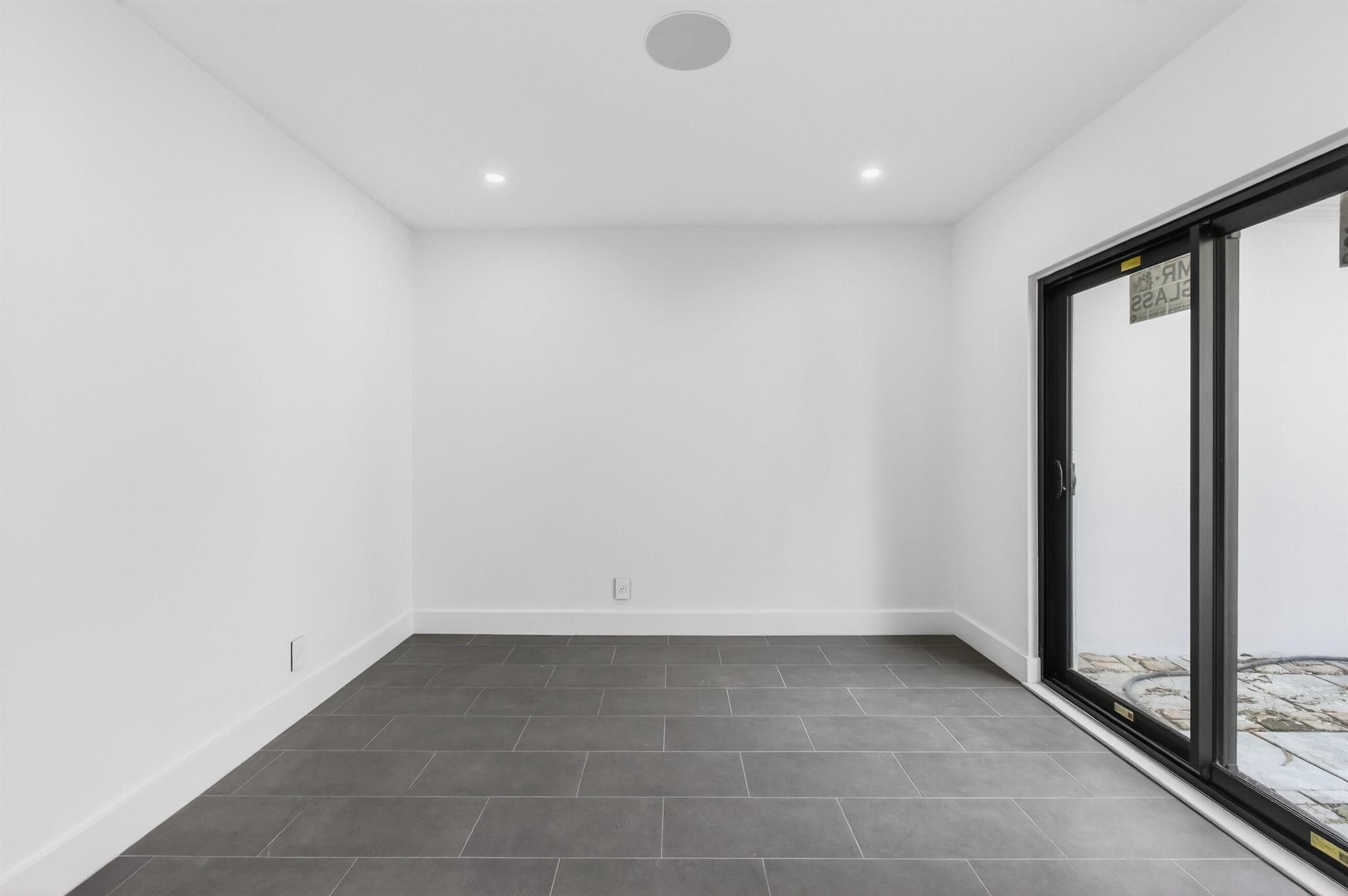 ROSEDALE ADD WPB AMNDED P - Residential Lease