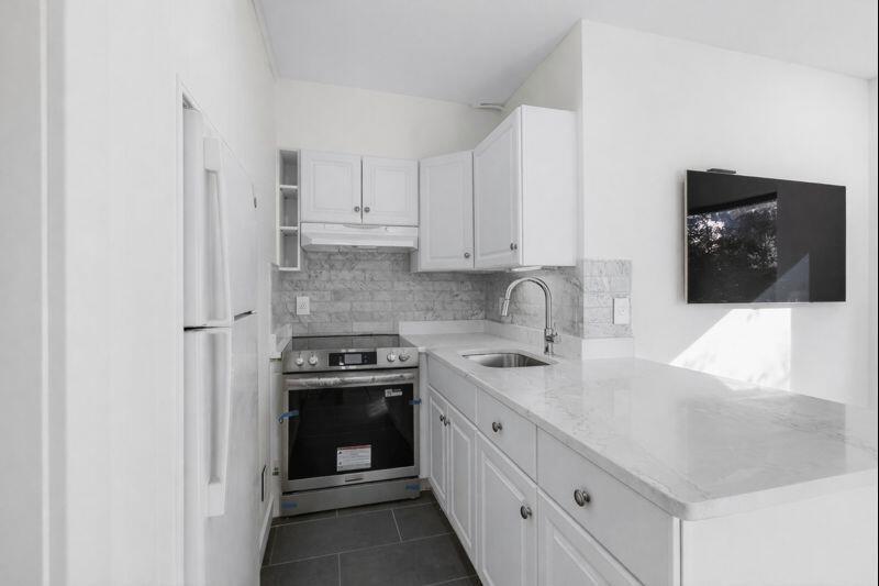 ROSEDALE ADD WPB AMNDED P - Residential Lease