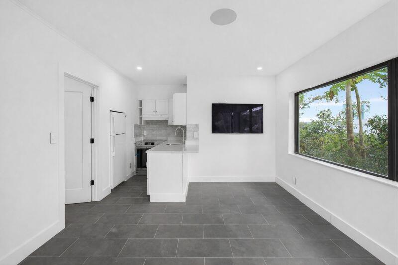 ROSEDALE ADD WPB AMNDED P - Residential Lease