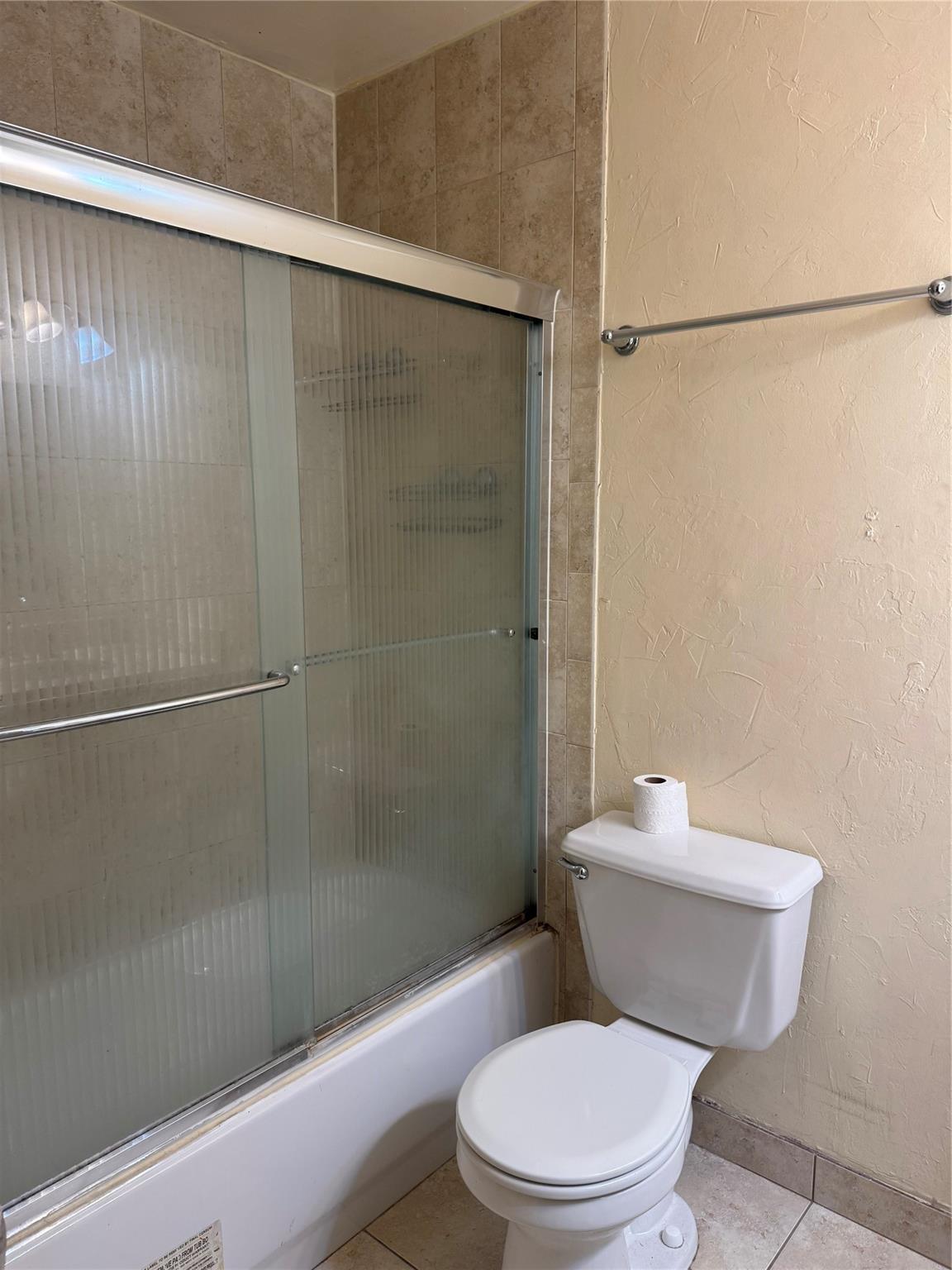 BRENTWOOD TOWNHOUSE - Residential