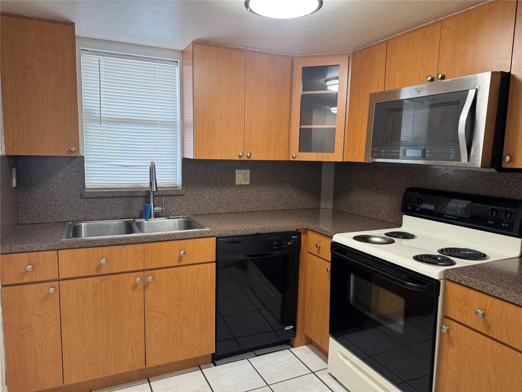 6560 SW 41st Place 6560