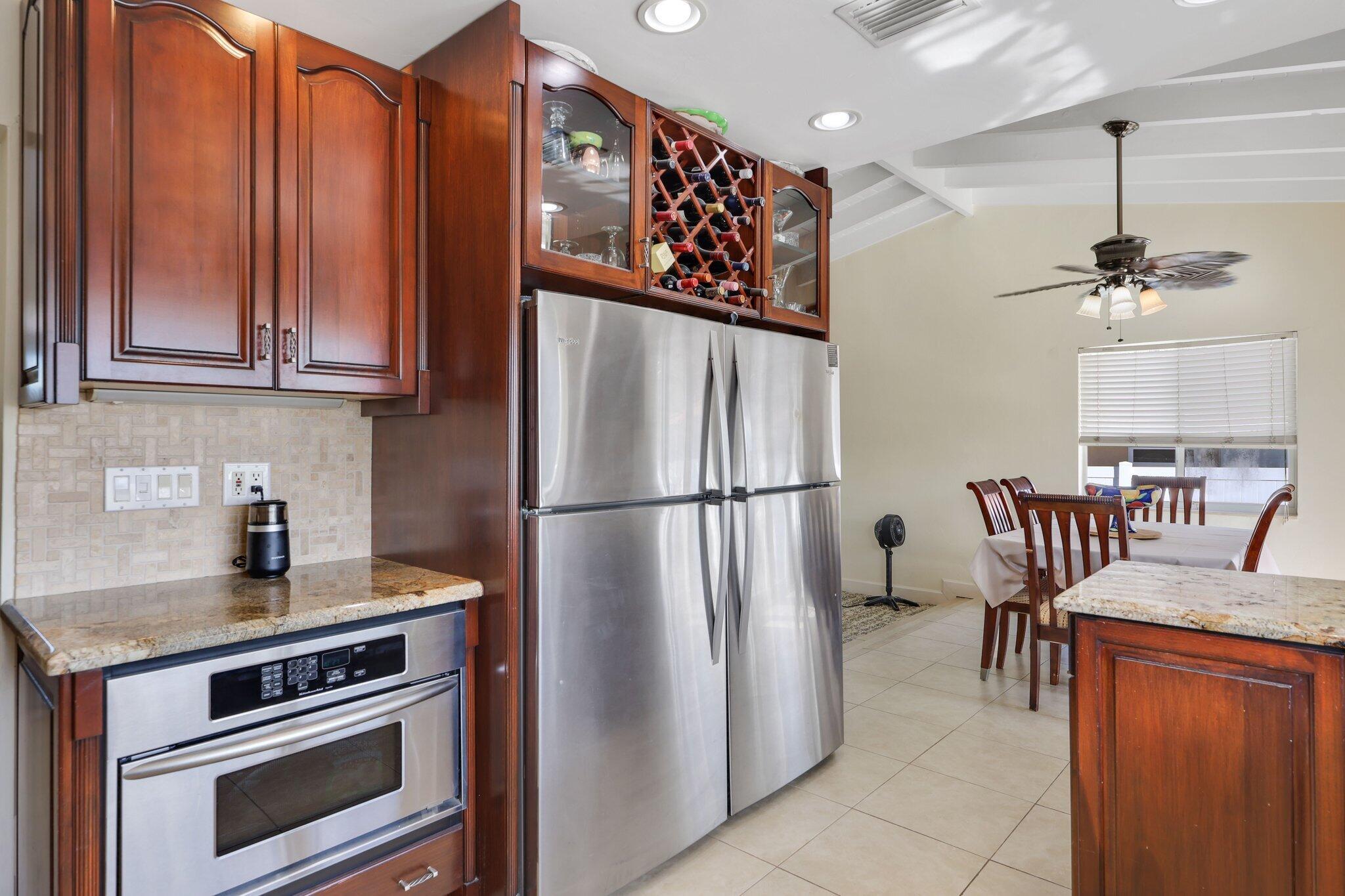 CORAL RIDGE COUNTRY CLUB - Residential