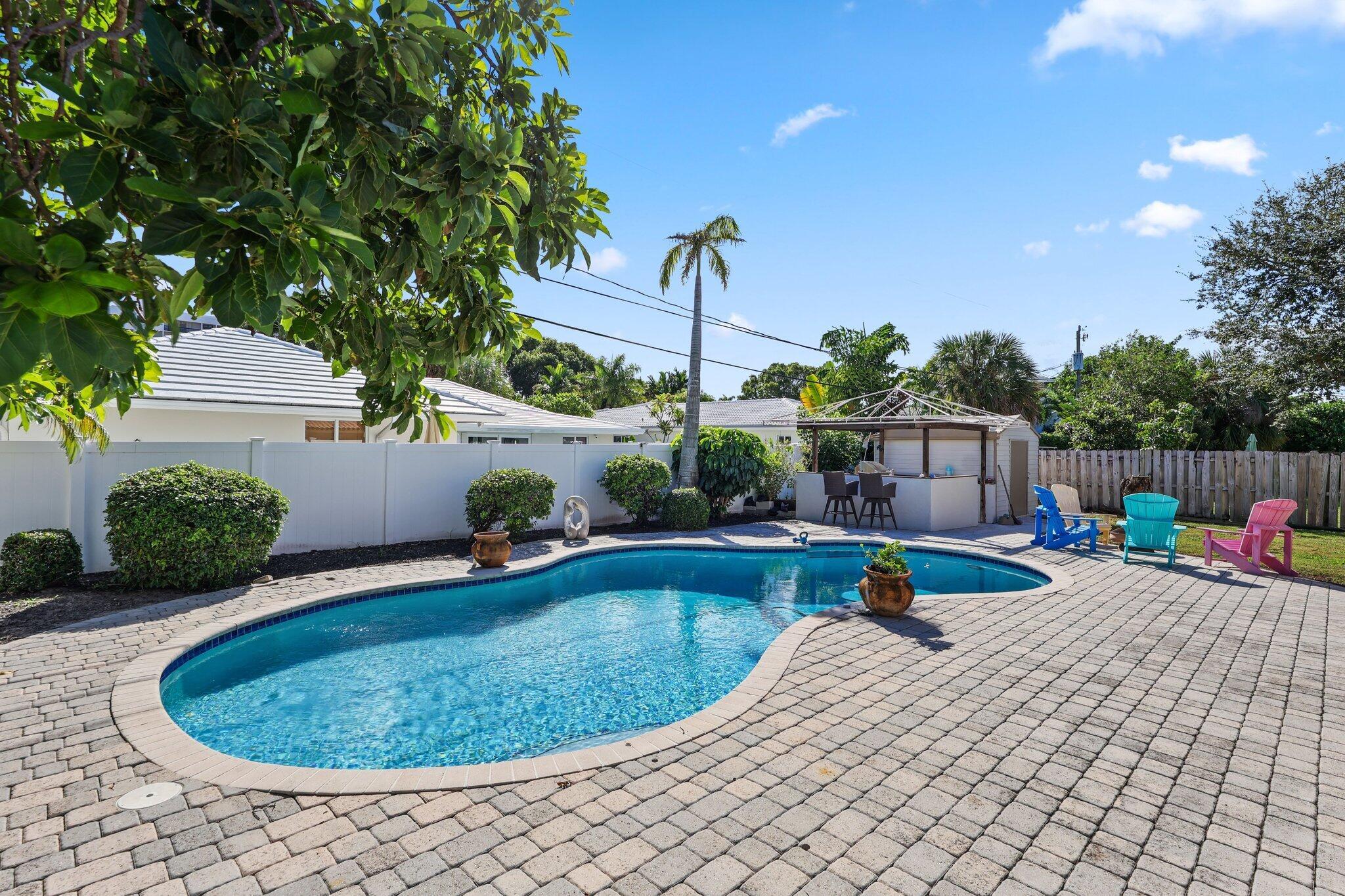 CORAL RIDGE COUNTRY CLUB - Residential