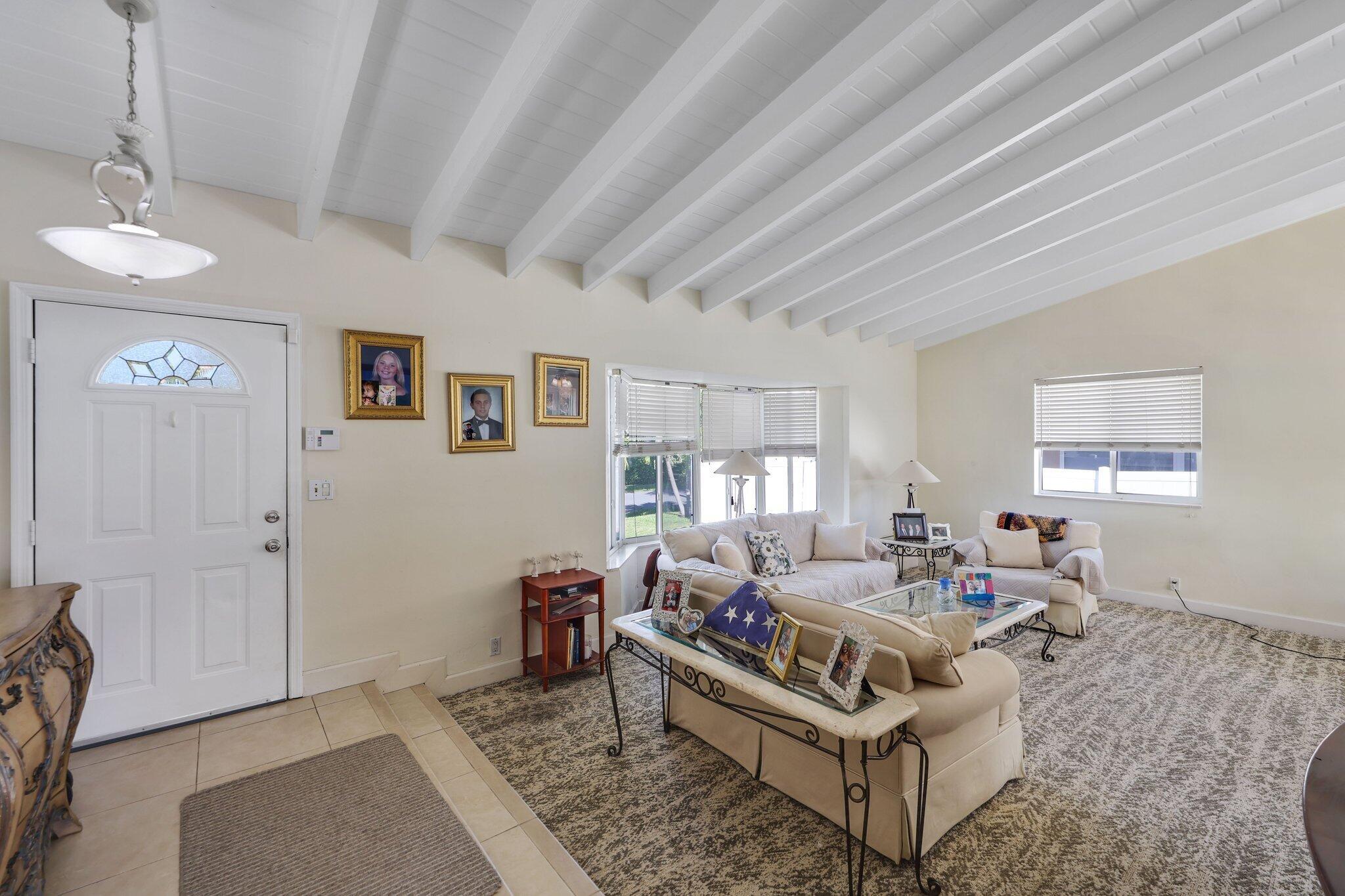 CORAL RIDGE COUNTRY CLUB - Residential