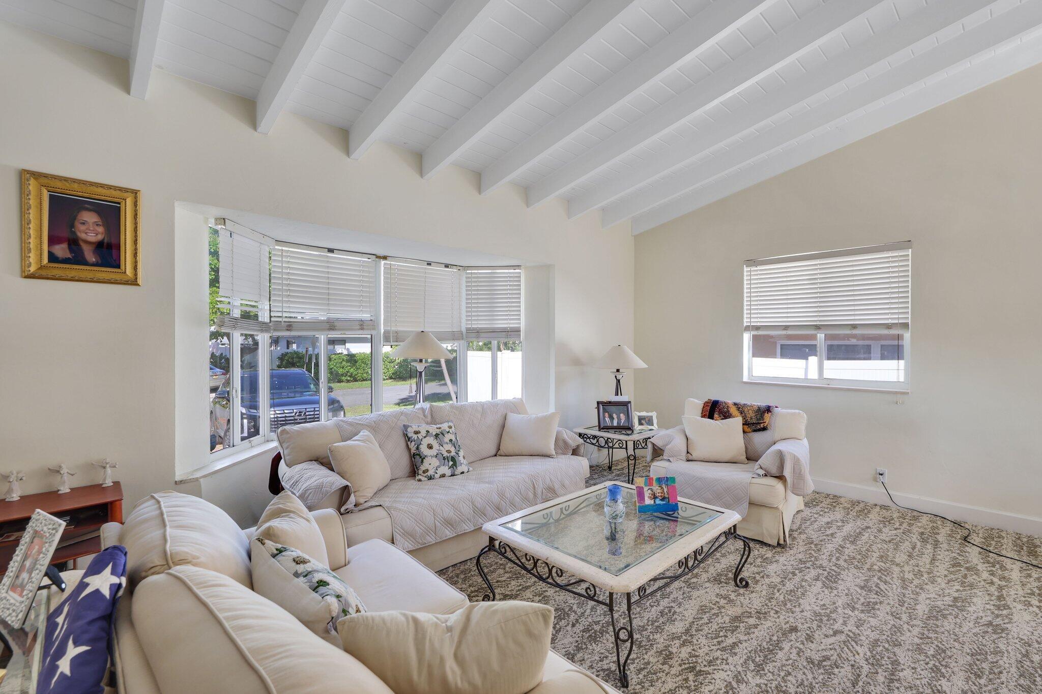 CORAL RIDGE COUNTRY CLUB - Residential