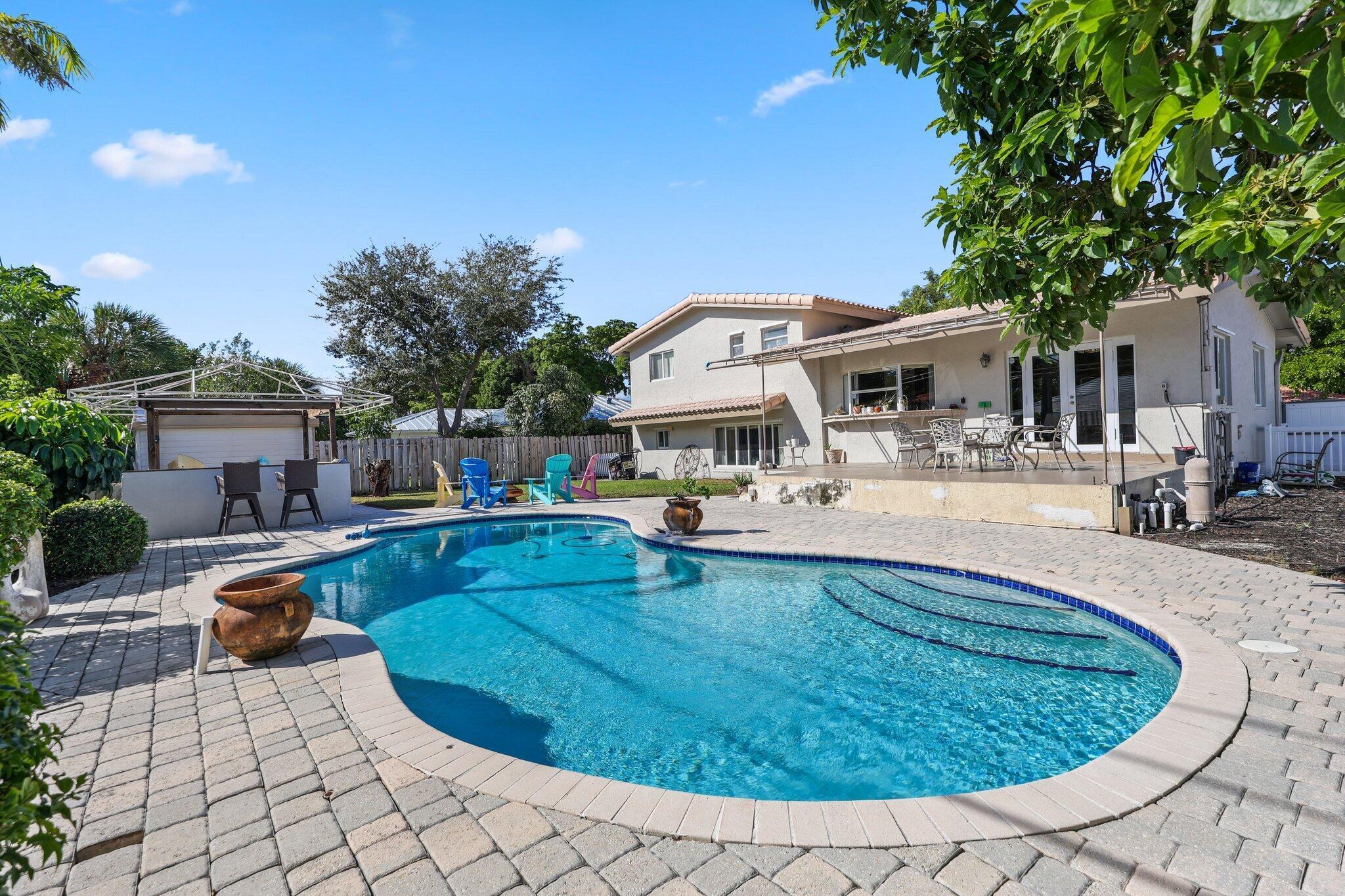 CORAL RIDGE COUNTRY CLUB - Residential