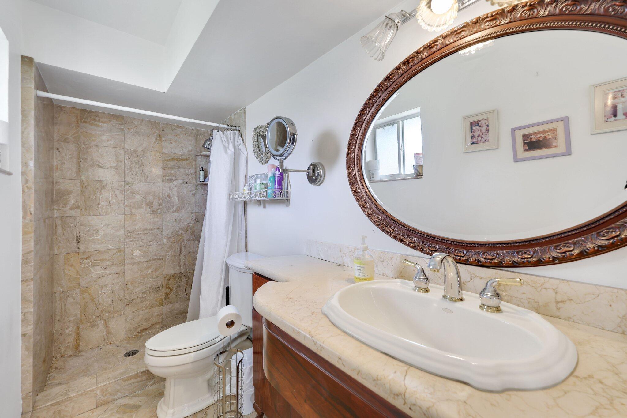 CORAL RIDGE COUNTRY CLUB - Residential