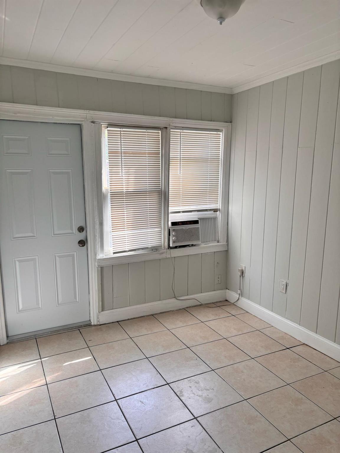 FRESHWATER ADD TO WPB - Residential Lease