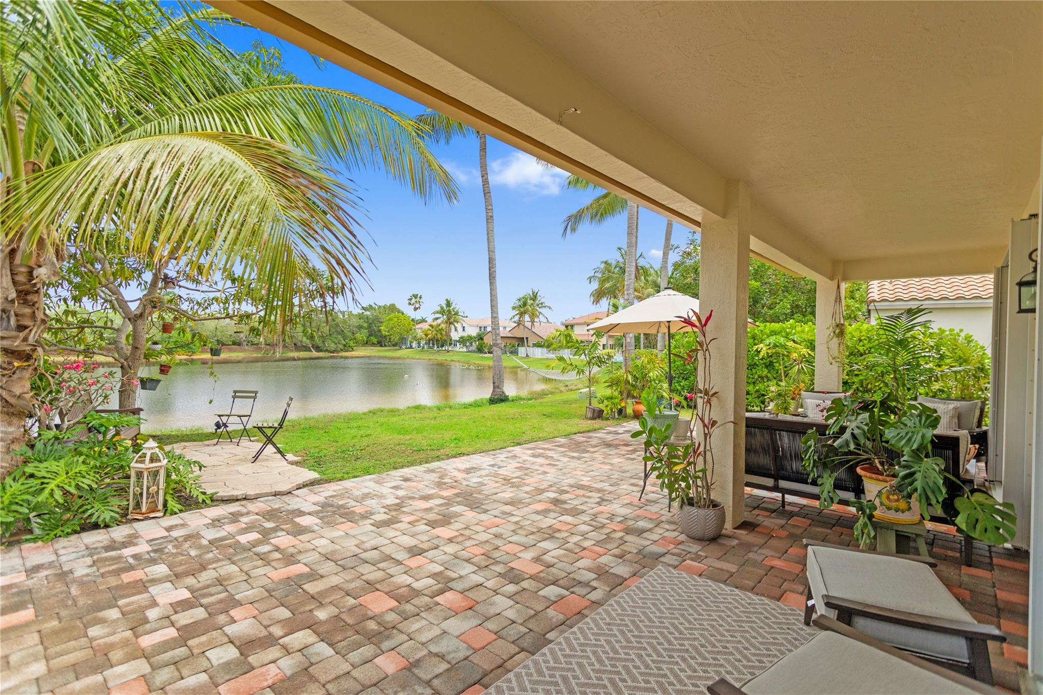 372 Carrington Dr