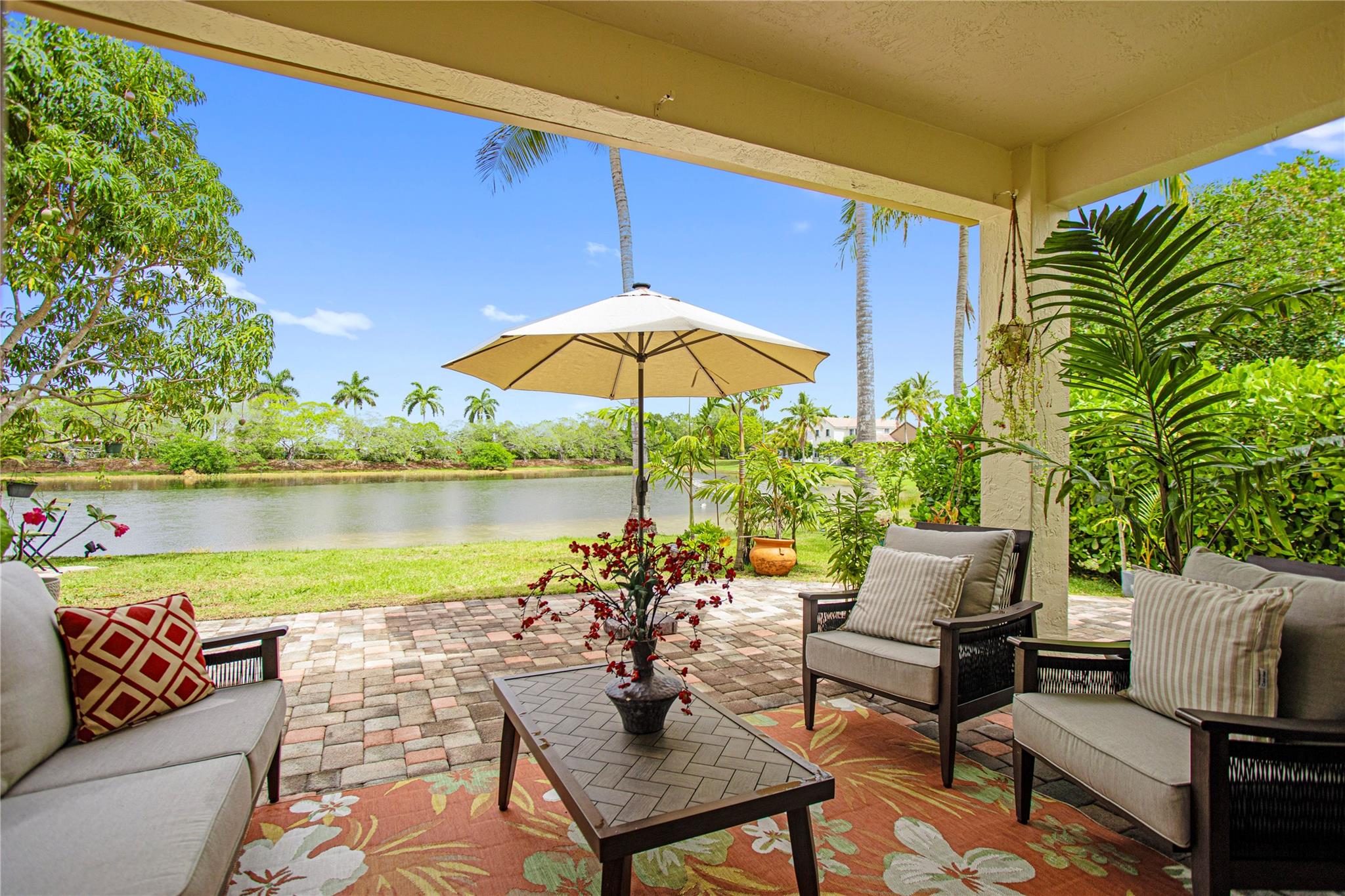 372 Carrington Dr