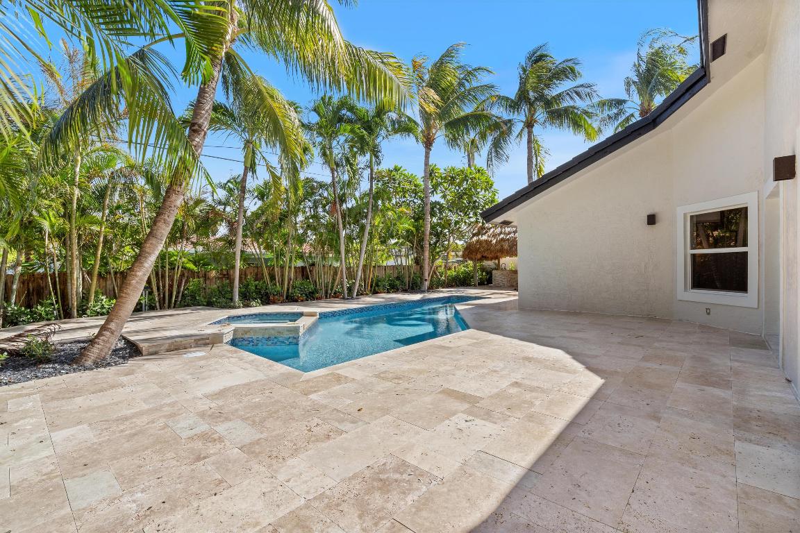 BOCA VILLAS HEIGHTS - Residential