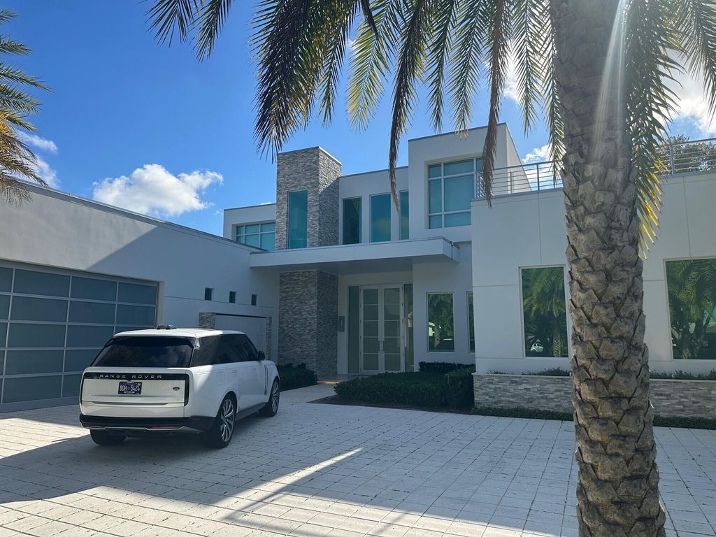 Photo of 2162 Radnor Road, North Palm Beach, FL 33408 (MLS # B26008382)