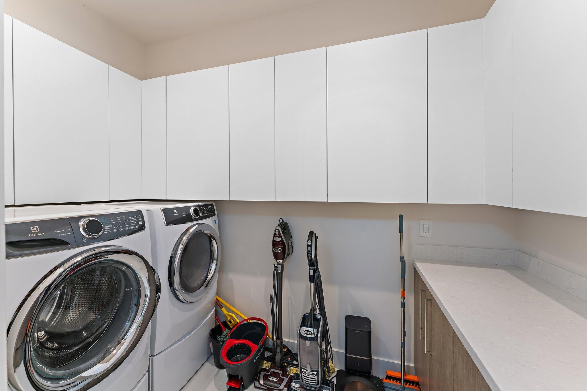 JUNO ISLES 1 - Residential