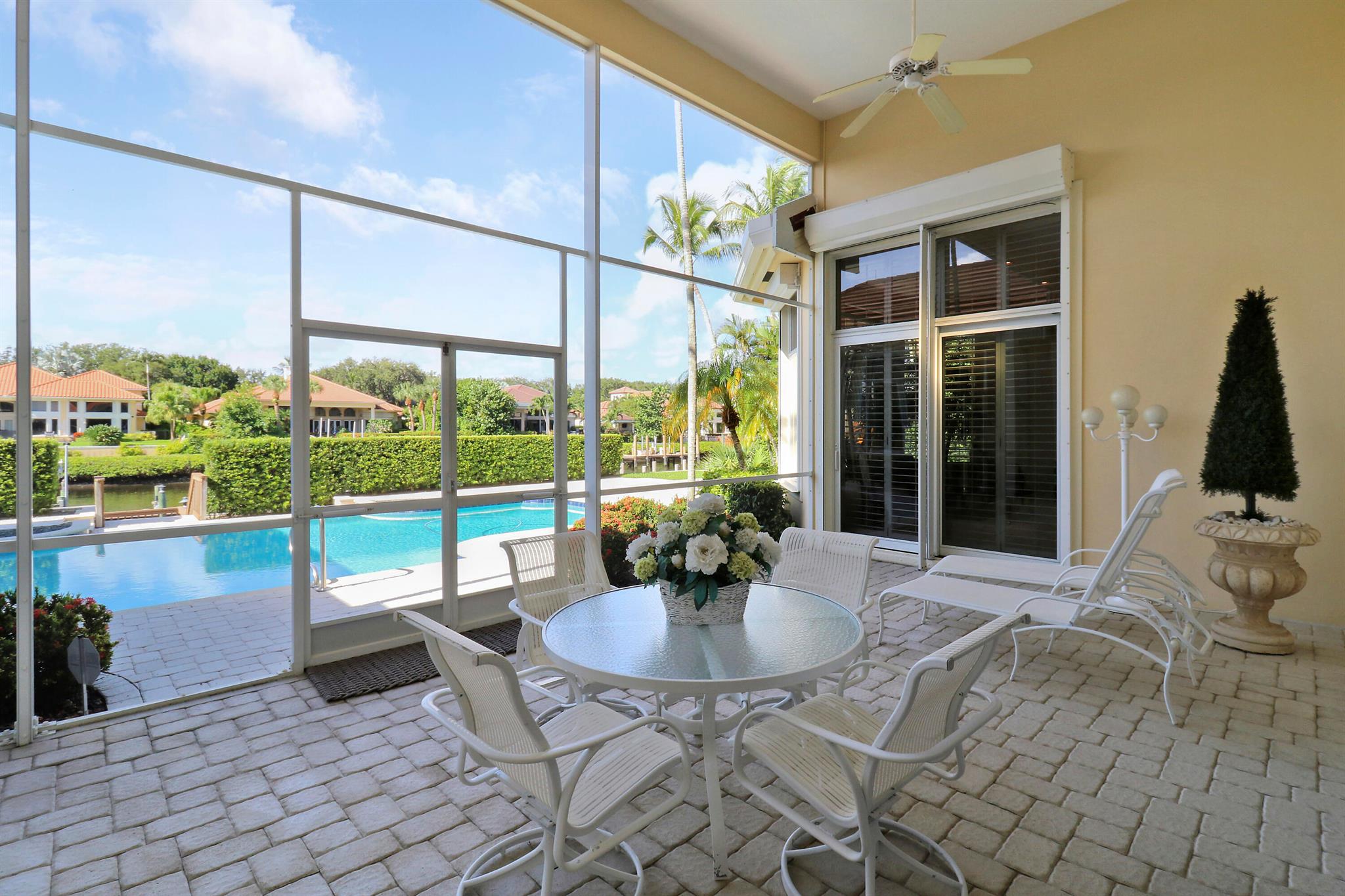 ADMIRALS COVE PAR E - Residential