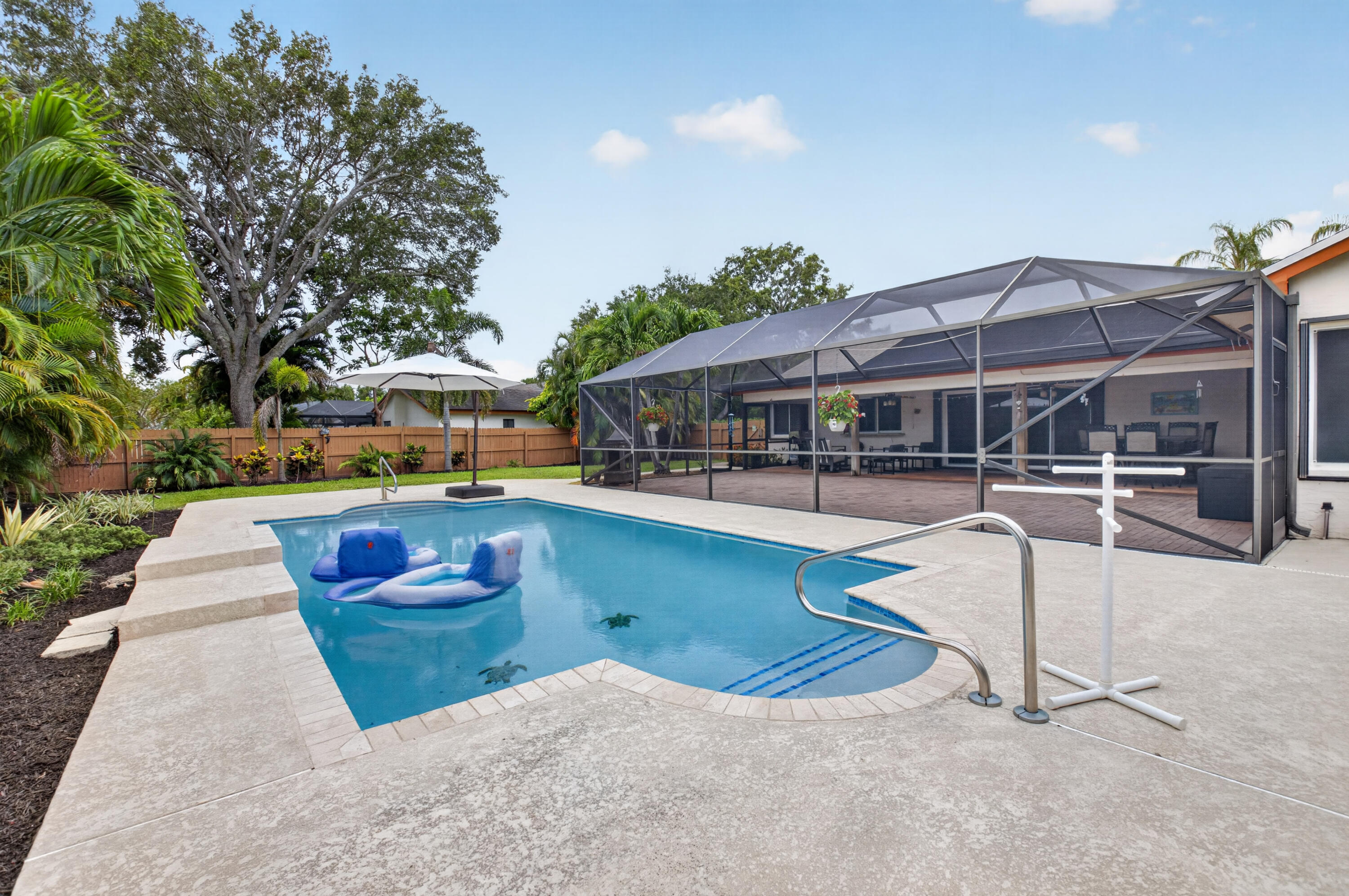 BENTBROOK - Residential