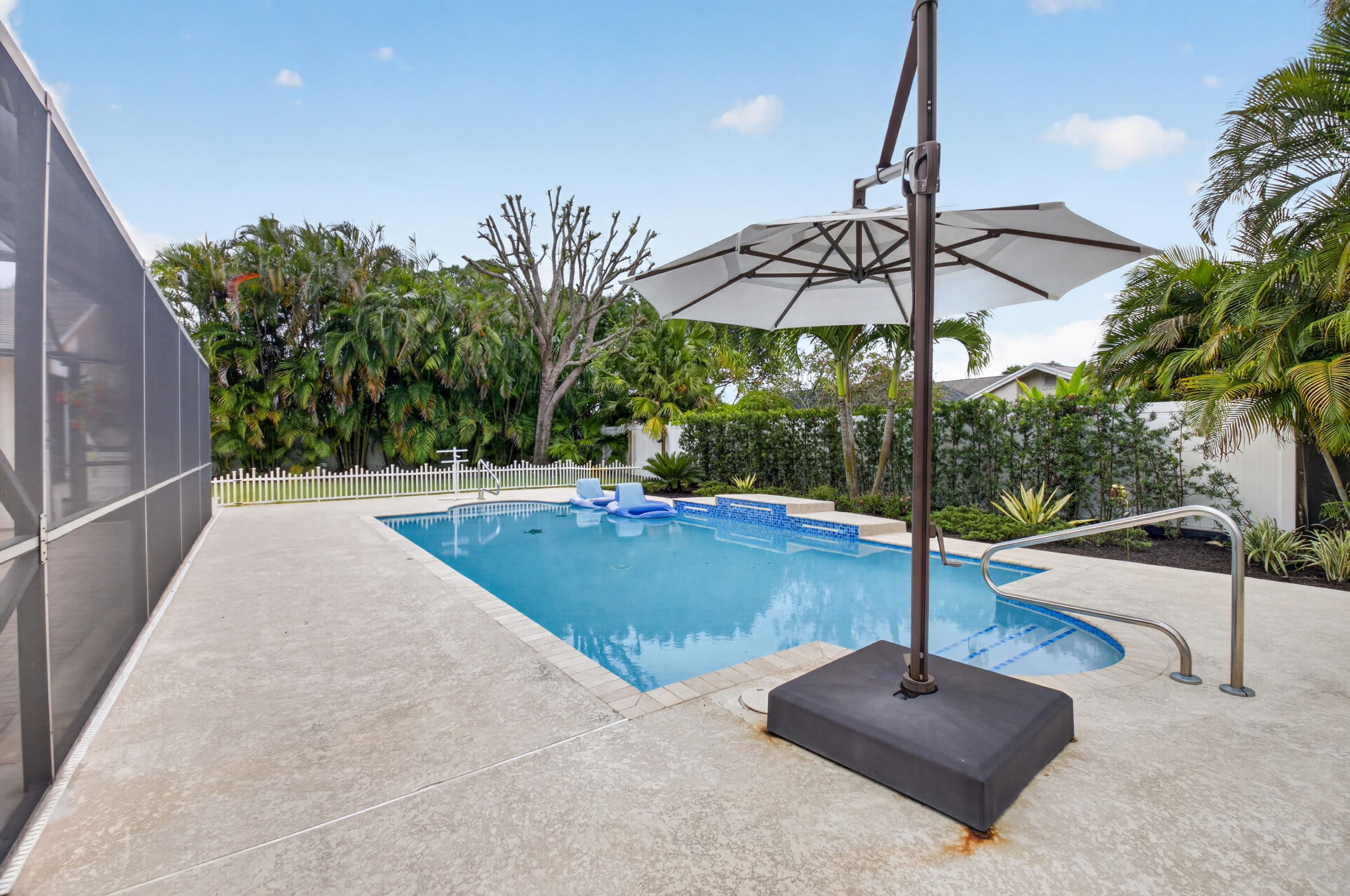 BENTBROOK - Residential