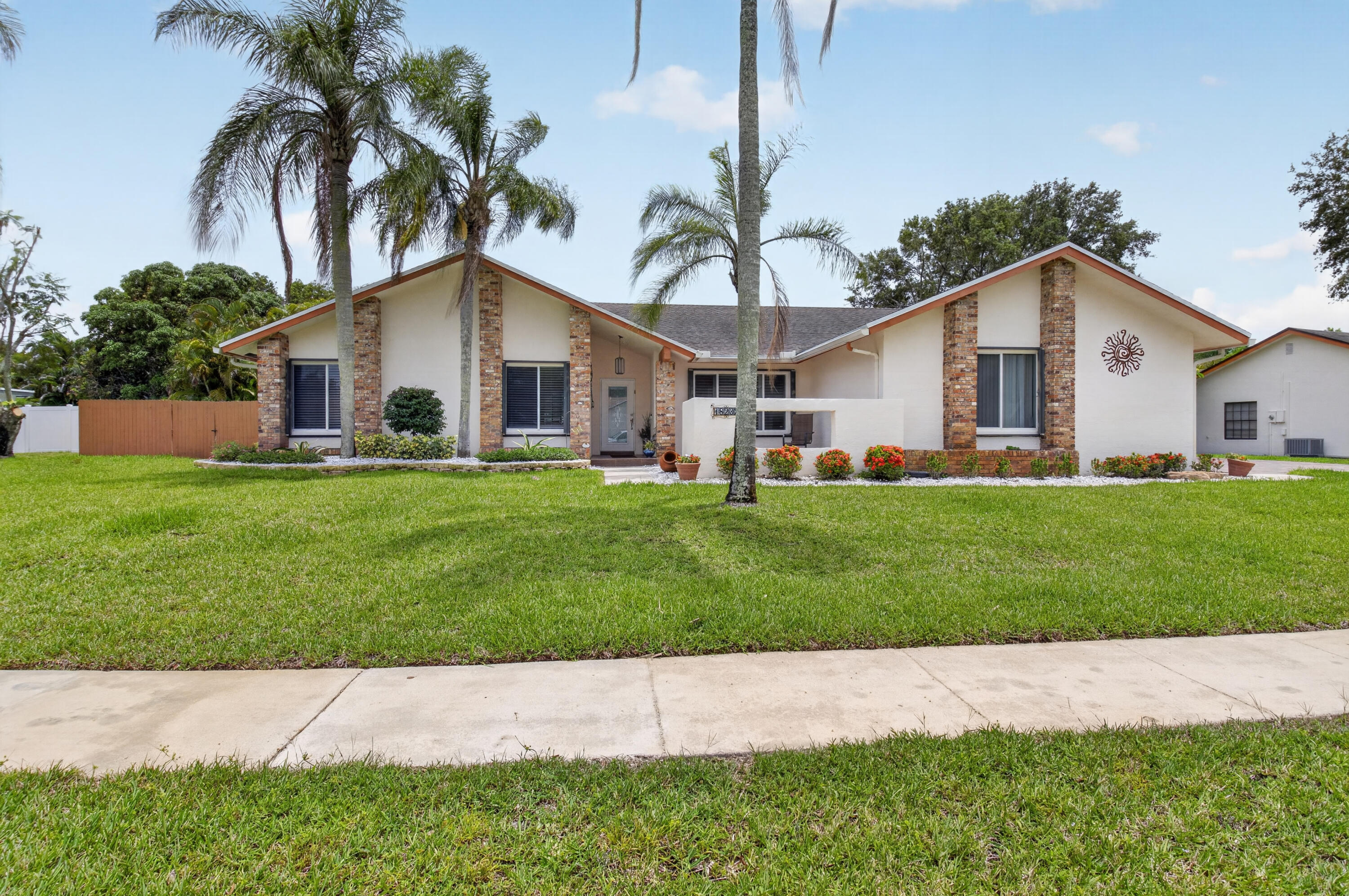 BENTBROOK - Residential