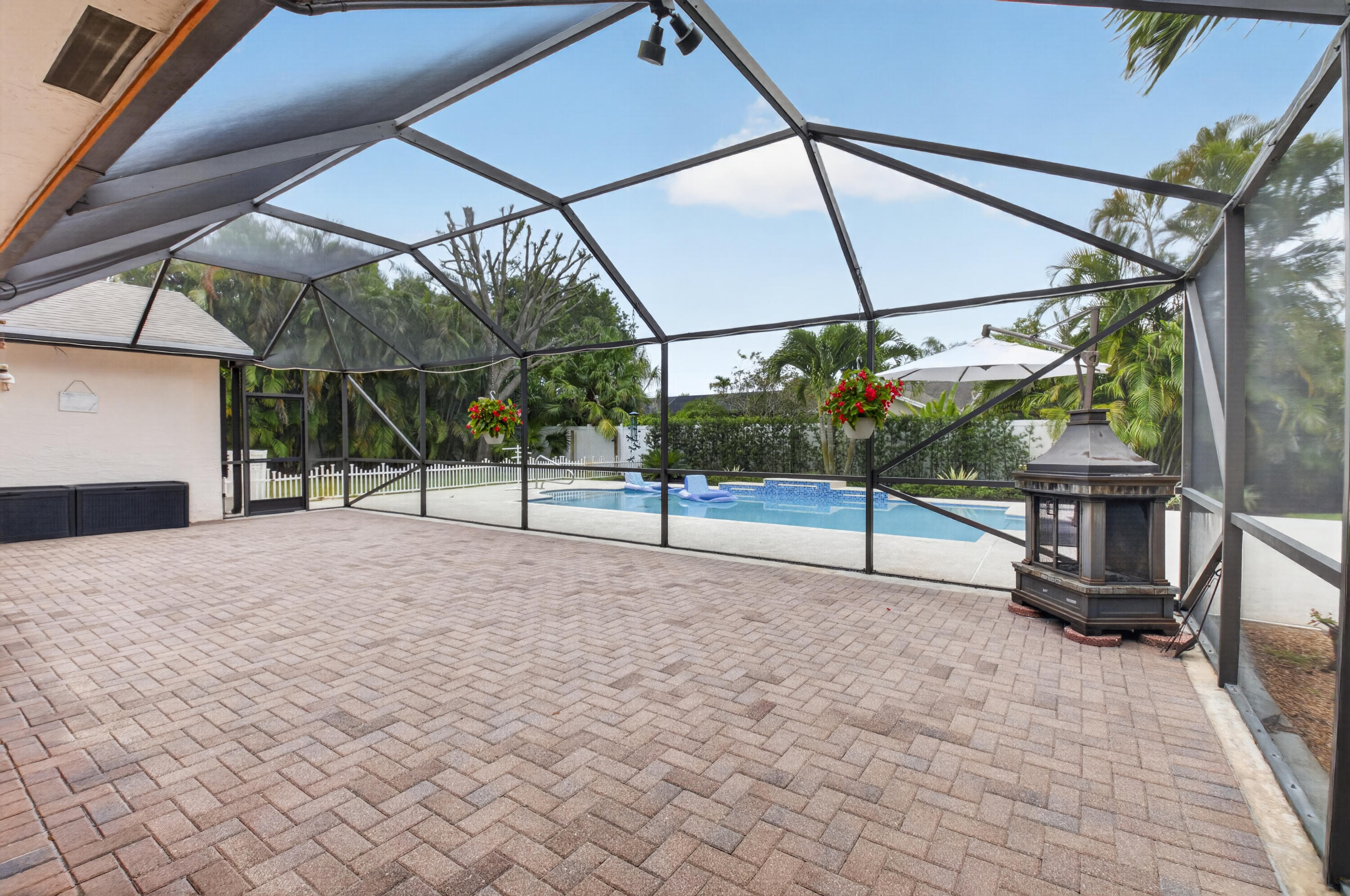 BENTBROOK - Residential