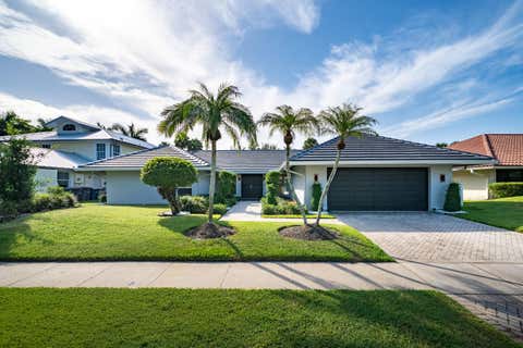 Photo of 5854 Pinebrook Drive, Boca Raton, FL 33433 (MLS # B26054058)