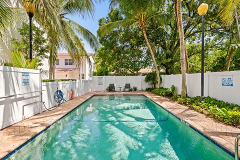 Tiny photo for 3446 NE 13th Avenue, Oakland Park, FL 33334 (MLS # B26054195)