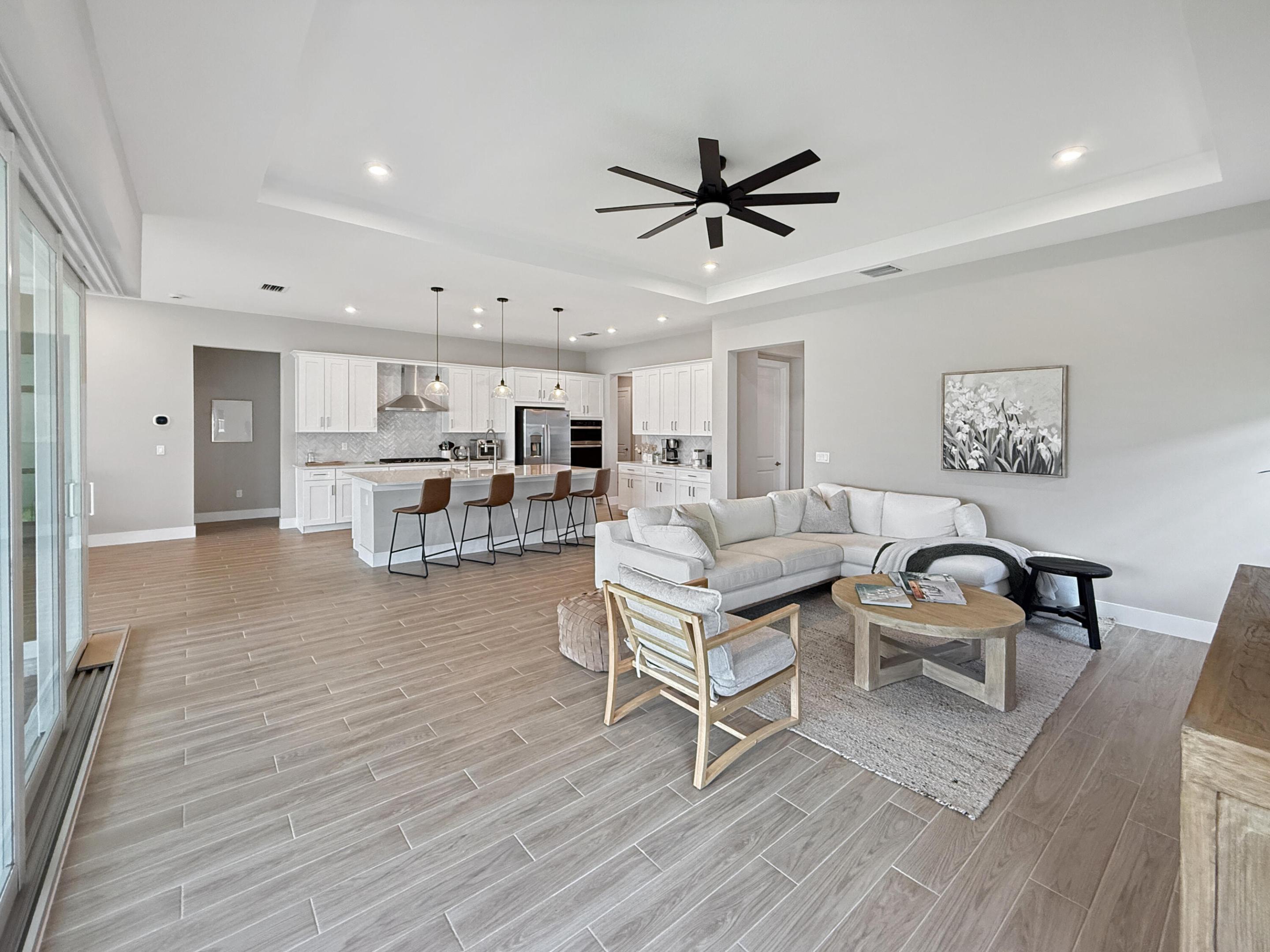 TELARO AT SOUTHERN GROVE PHASE 2 AND 3 - Residential