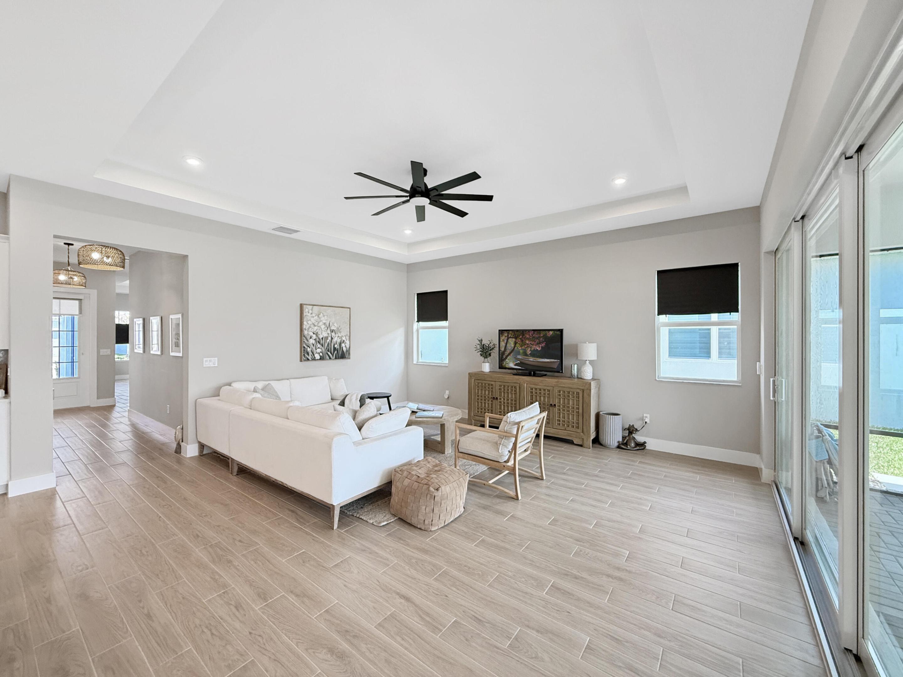 TELARO AT SOUTHERN GROVE PHASE 2 AND 3 - Residential