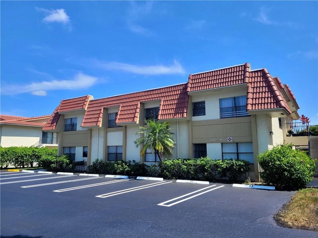 Grenadier Gardens - Residential Lease