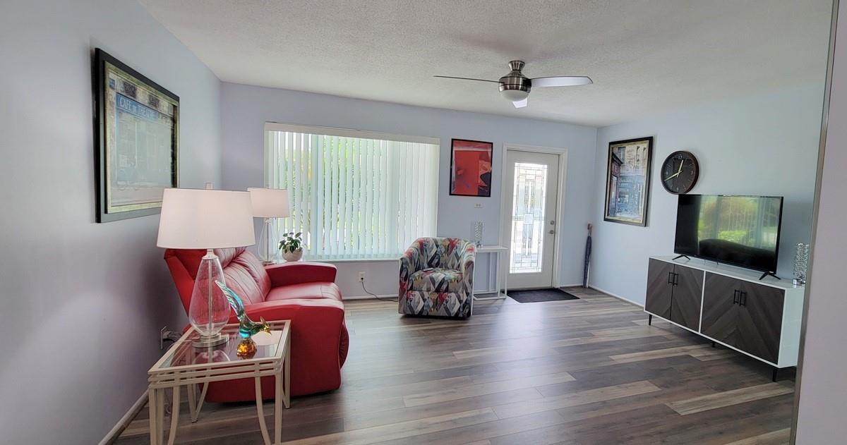 Mainlands Of Tamarac Lakes - Residential