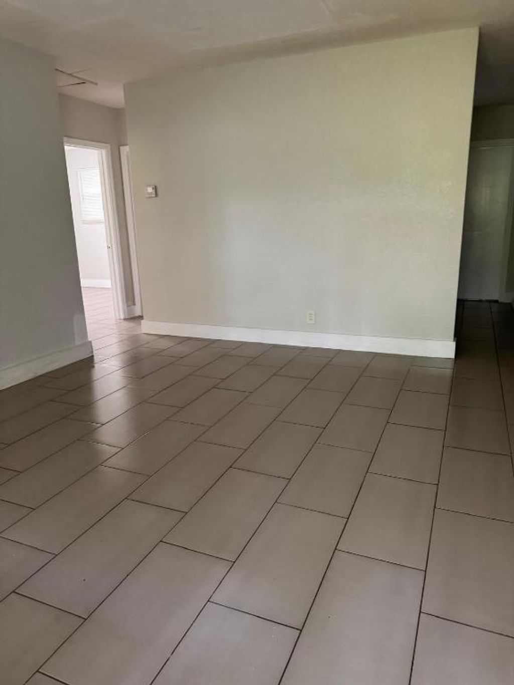 Photo of 110 SW 7th Avenue #1a, Dania Beach, FL 33004 (MLS # R11156053)