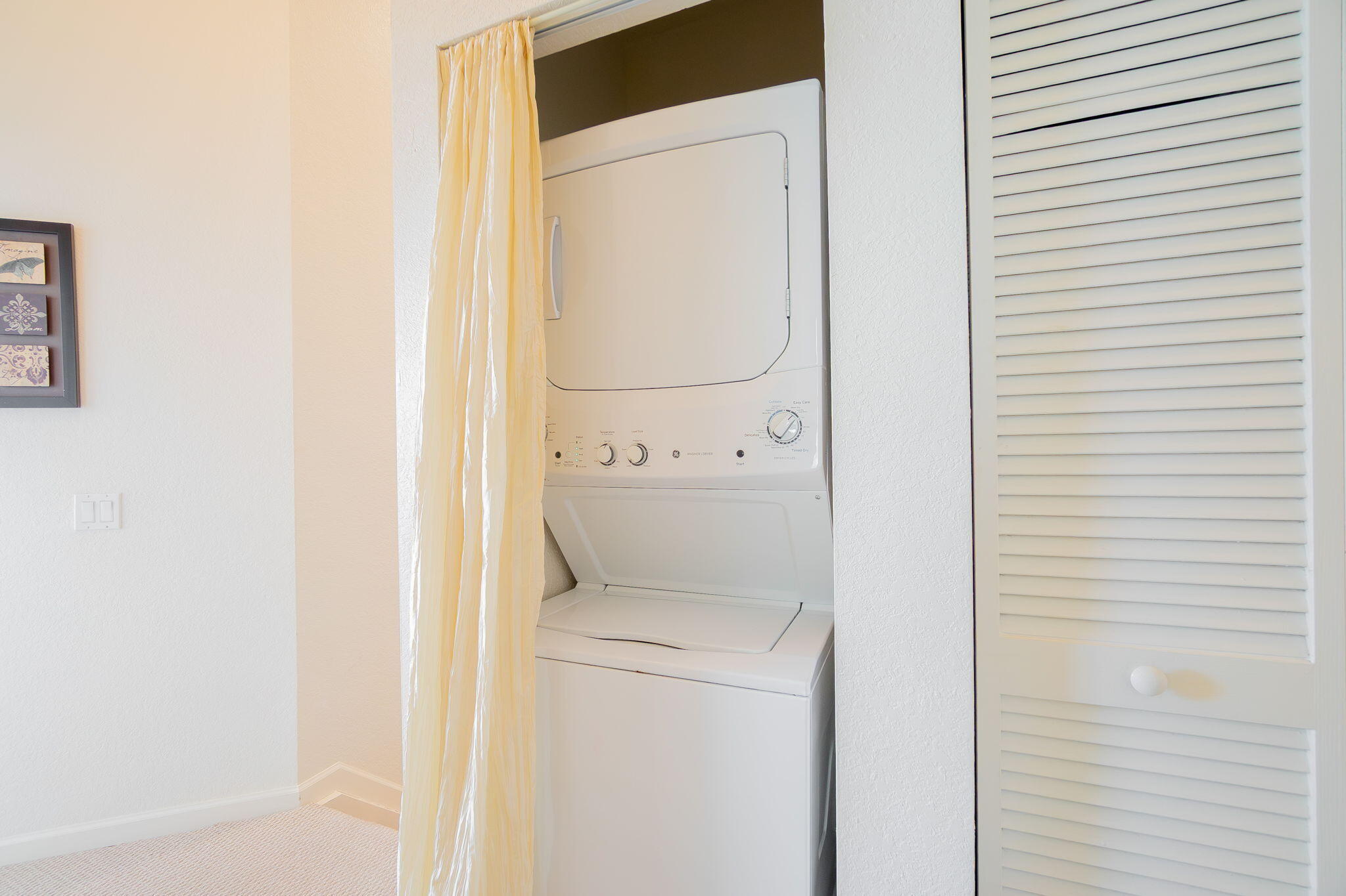 THOUSAND OAKS - Residential