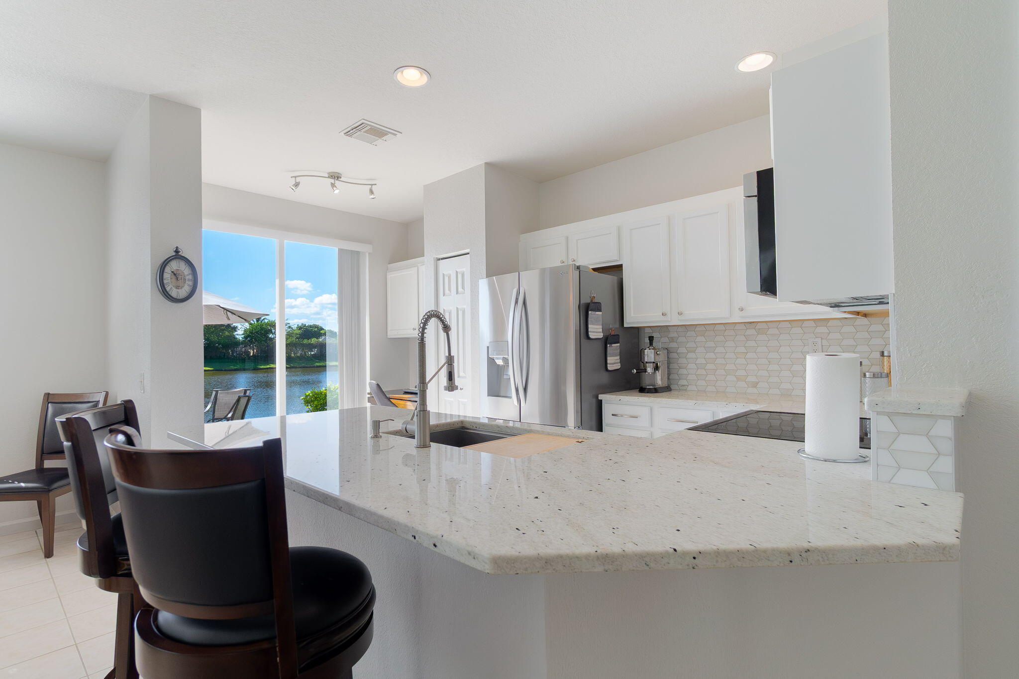 THOUSAND OAKS - Residential