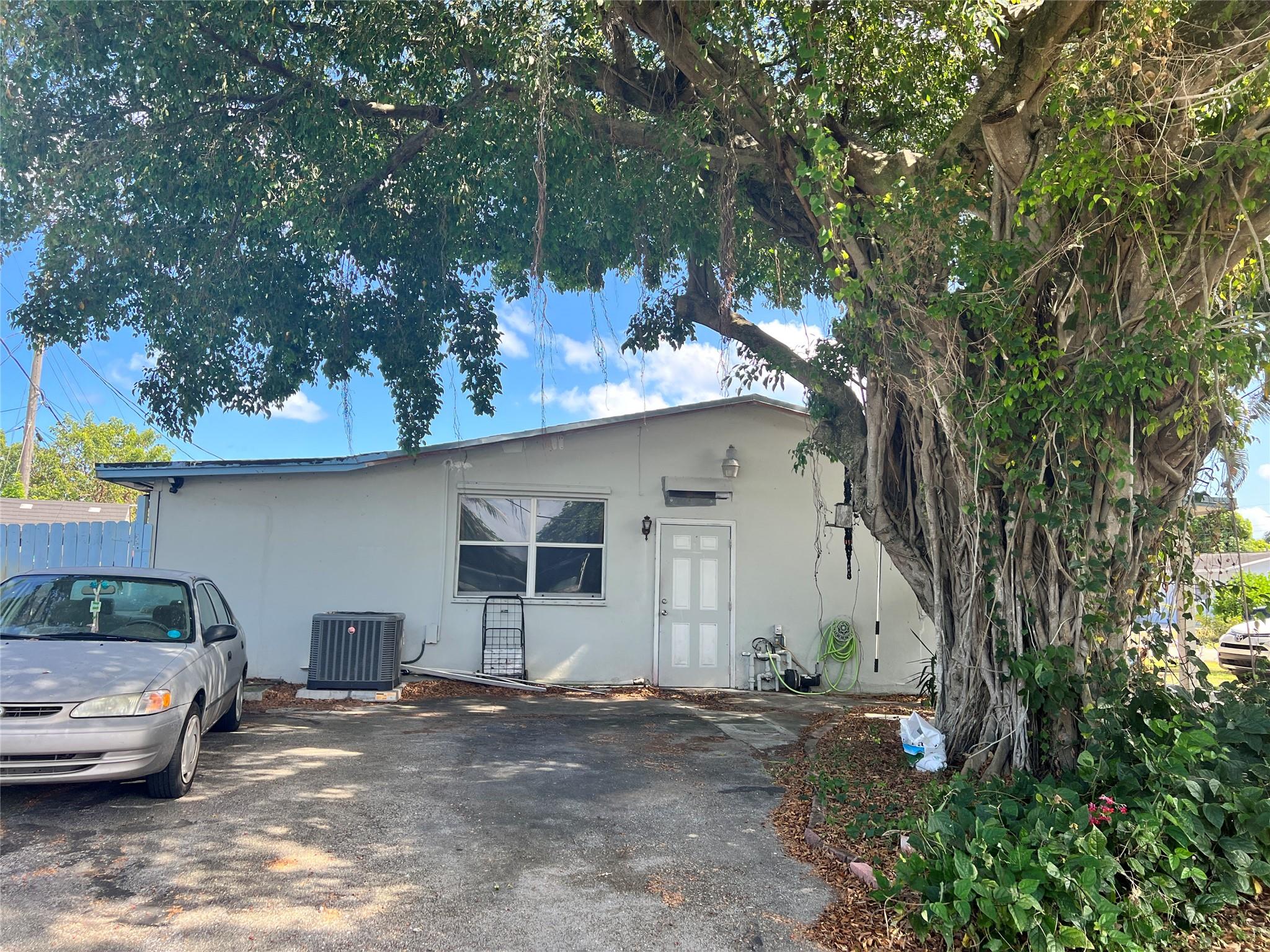 Cresthaven 7 43-10 B - Residential