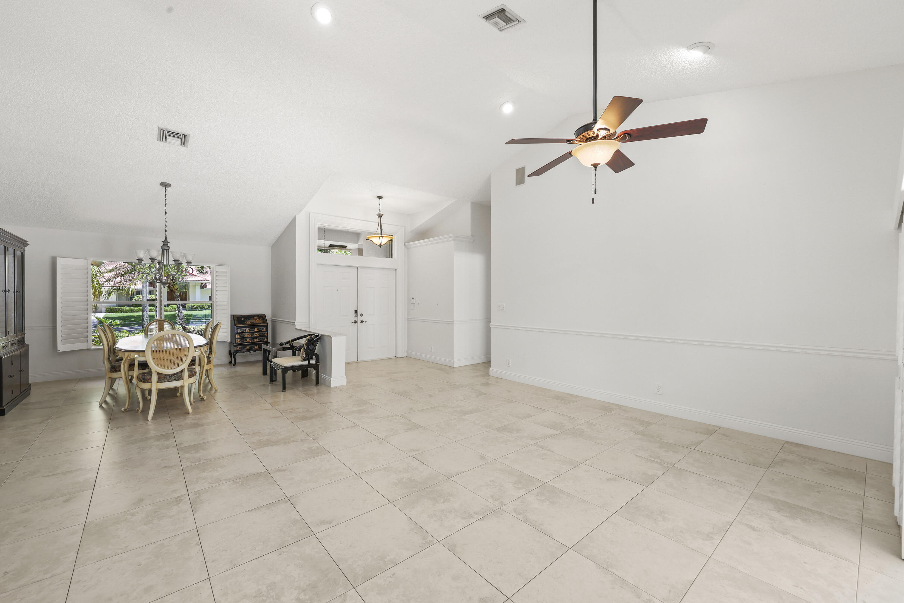 VERONA WOODS - Residential