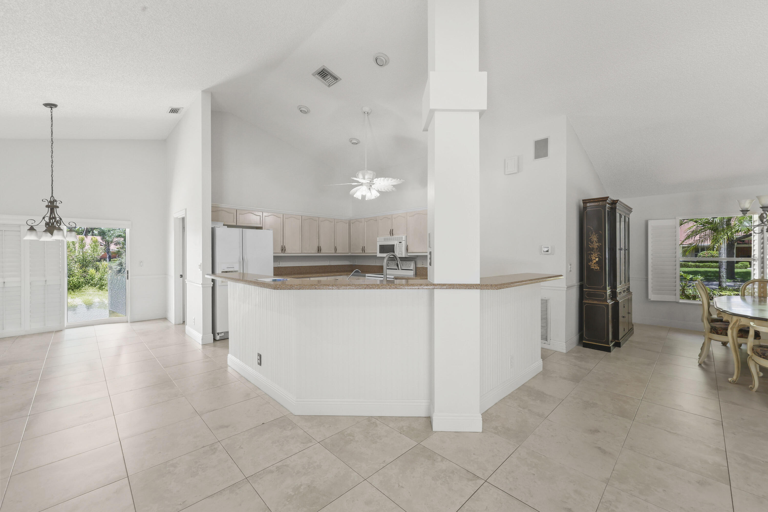 VERONA WOODS - Residential