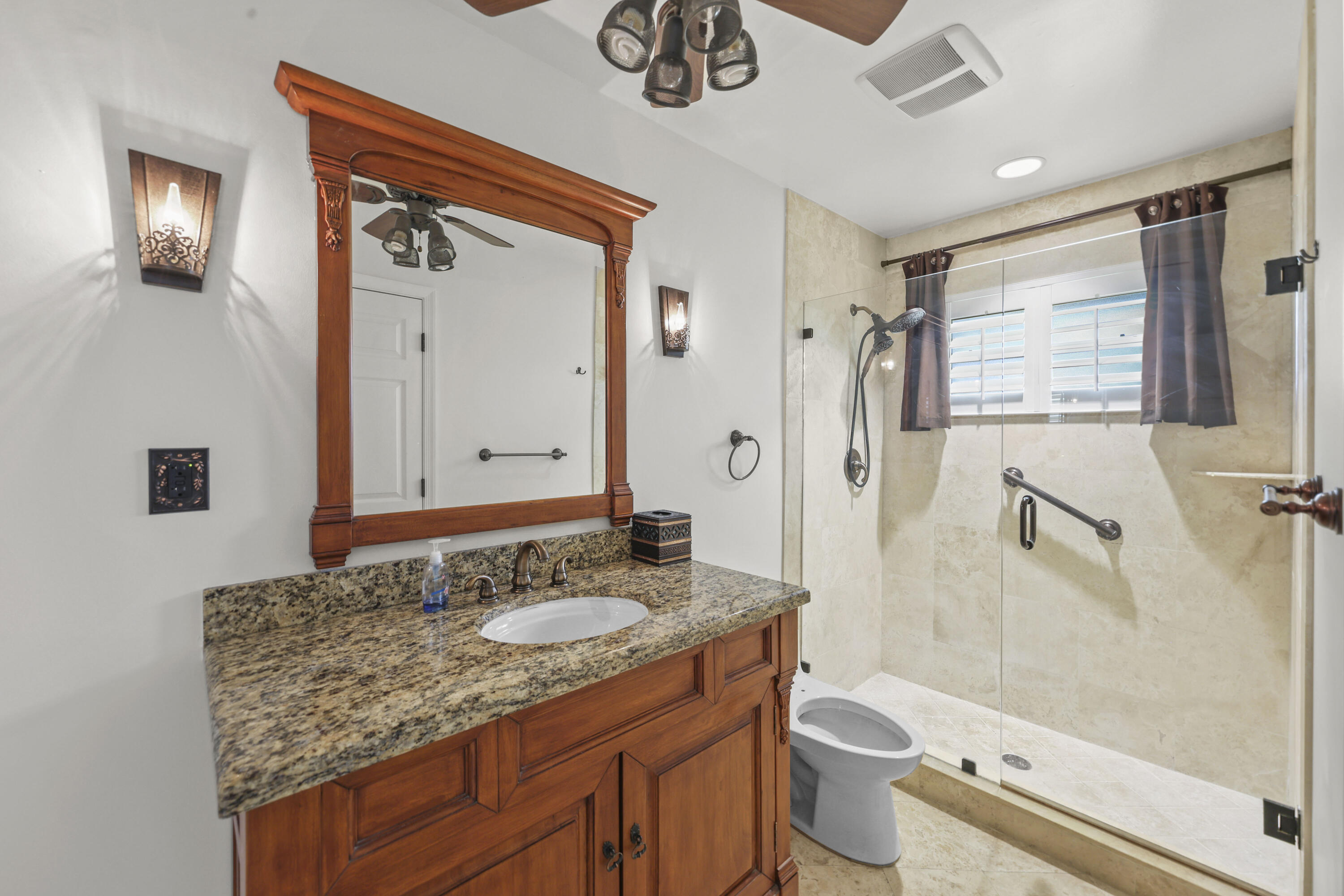 VERONA WOODS - Residential