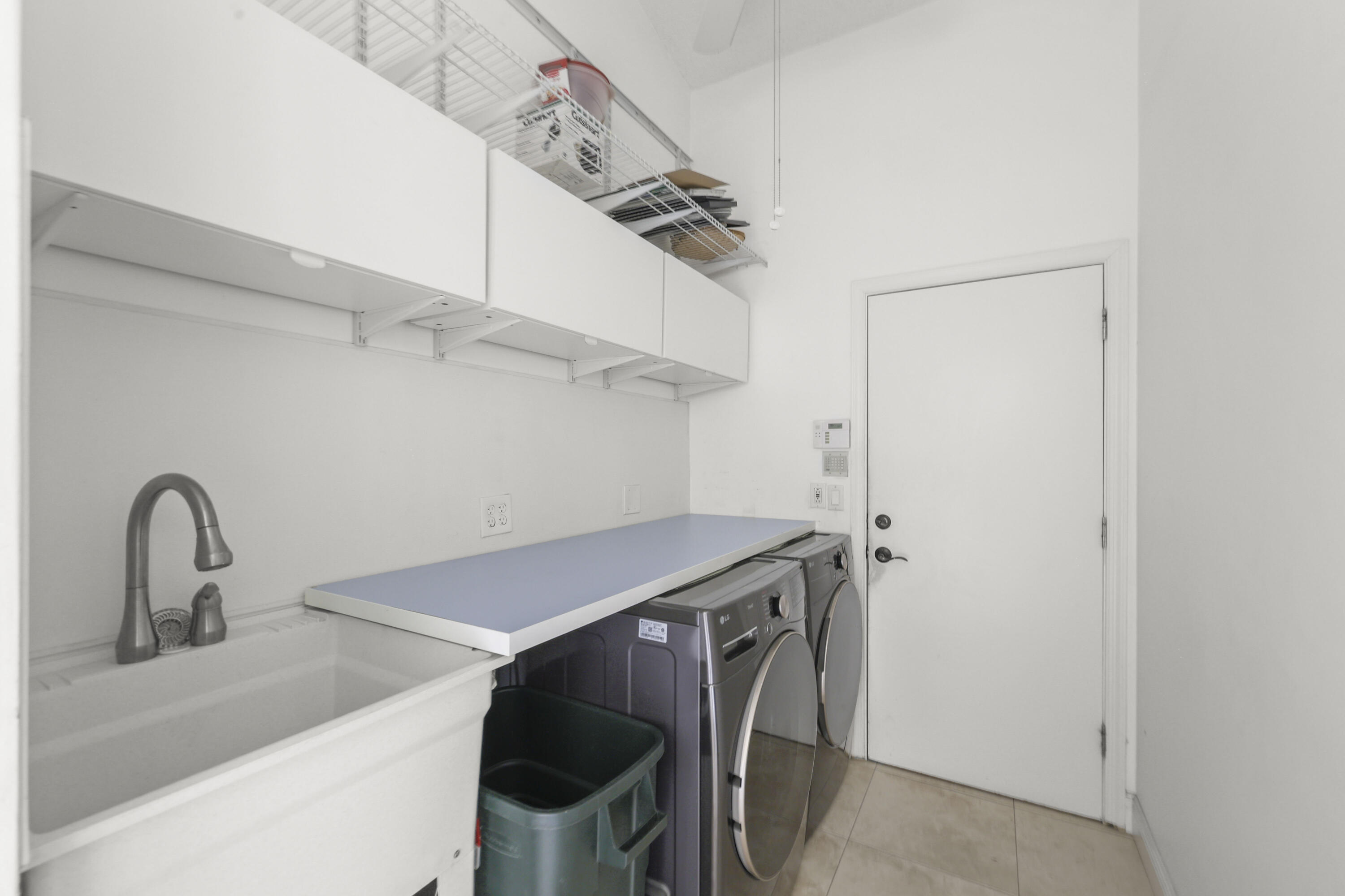 VERONA WOODS - Residential