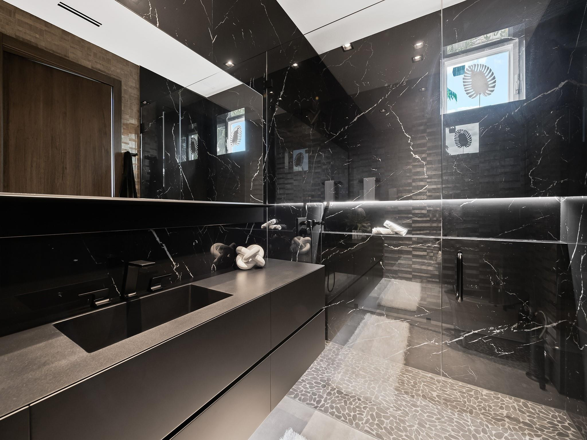 RIO VISTA - Residential