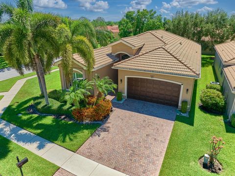 10807 Redlake Isle E Boynton Beach FL 33473