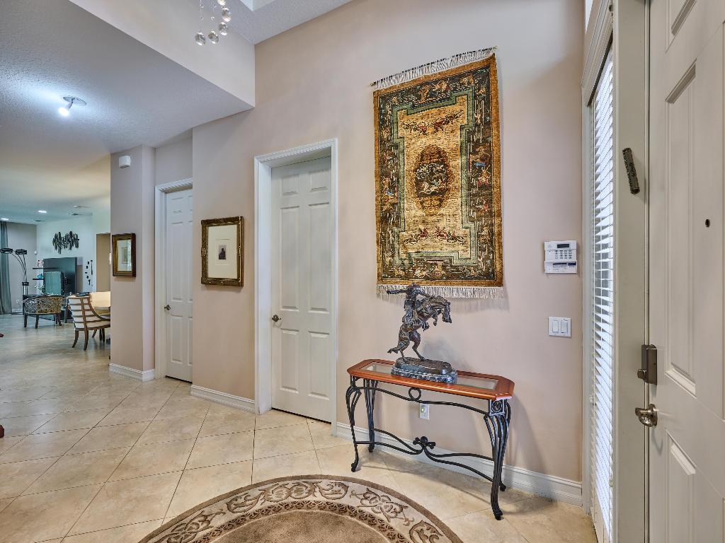 10807 Redlake Isle E